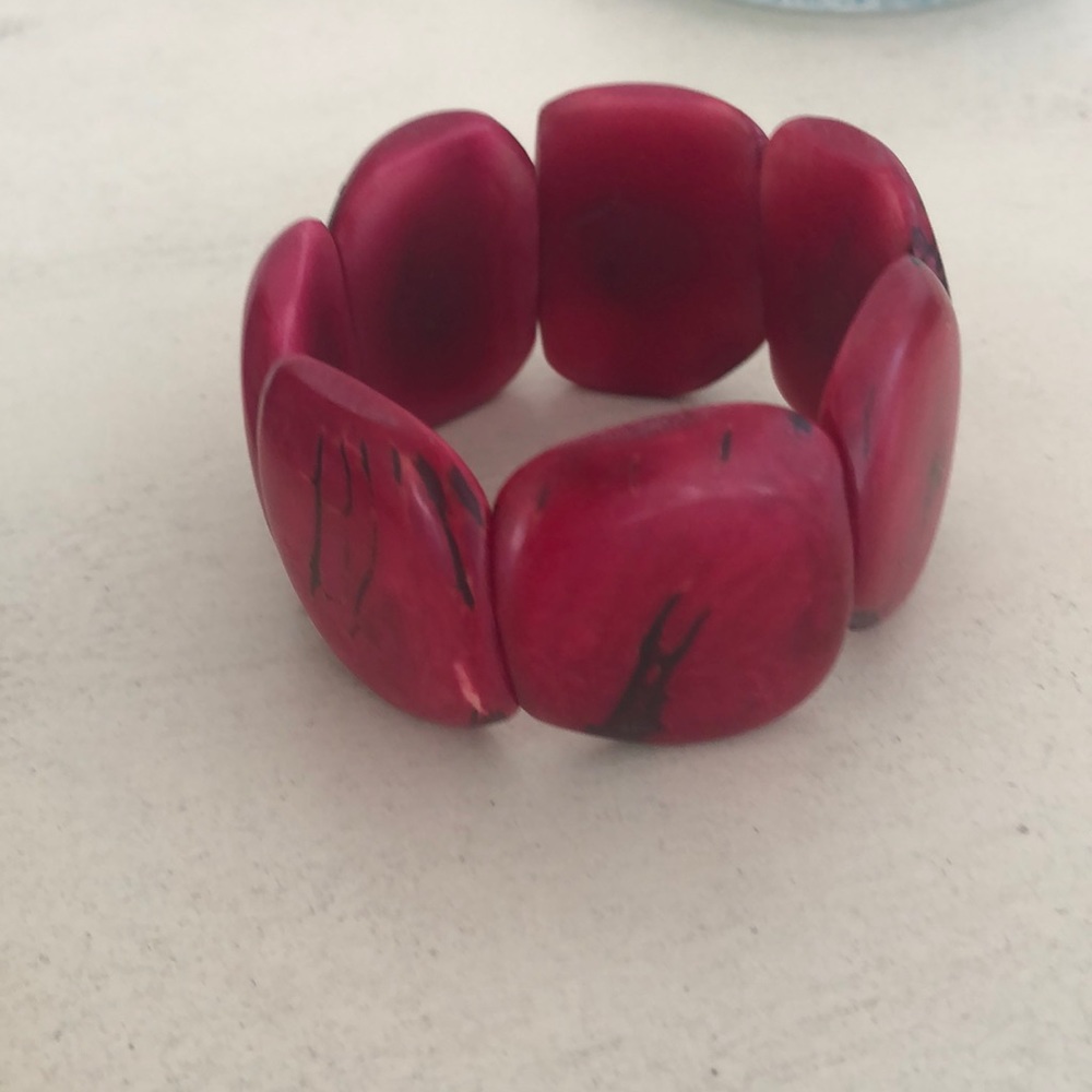 Beautiful Agate Hot Pink Stone Bracelet!